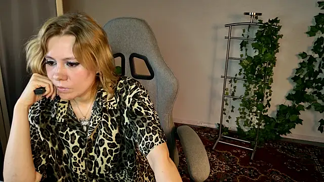Kumiho_7777n Live XXX chat