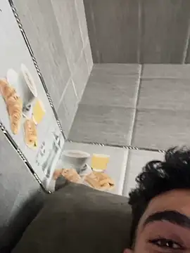Achrafsad9i 现场XXX聊天