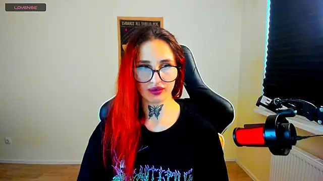 Chat +18 de your_tora ao vivo