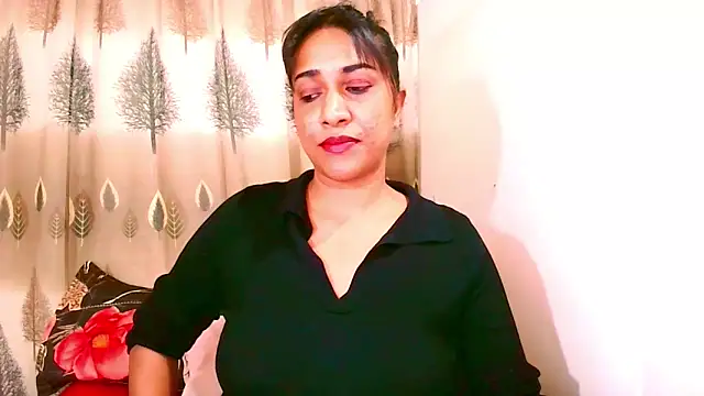 Indian_Erotic69's Live XXX Chat