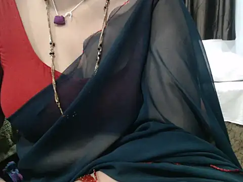 sunitha-3 Chat XXX in diretta