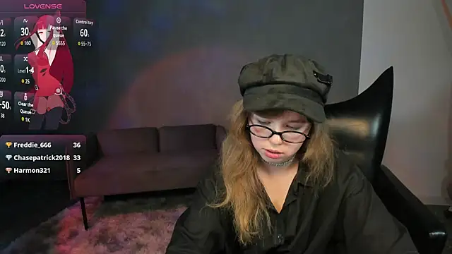 Chat XXX en directo de LeonaHicks