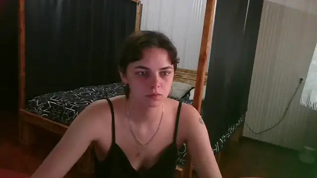 צ'אט XXX בשידור חי של EthelsLover