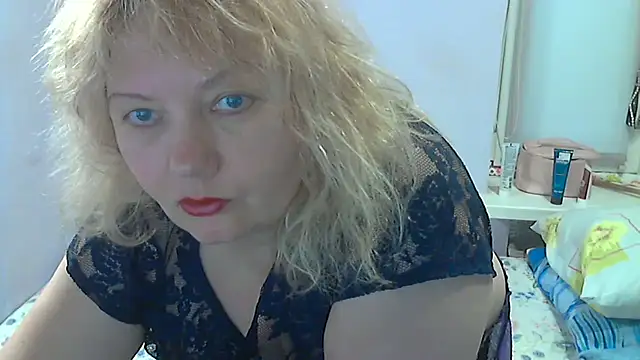 Lusi-777 live XXX chat