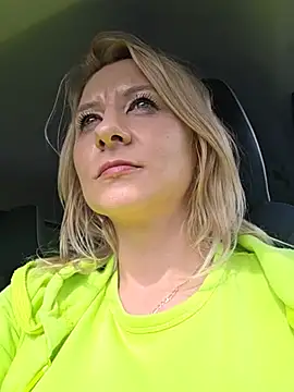 KaylinJan live XXX chat