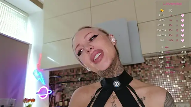 2badforyou Chat XXX in diretta