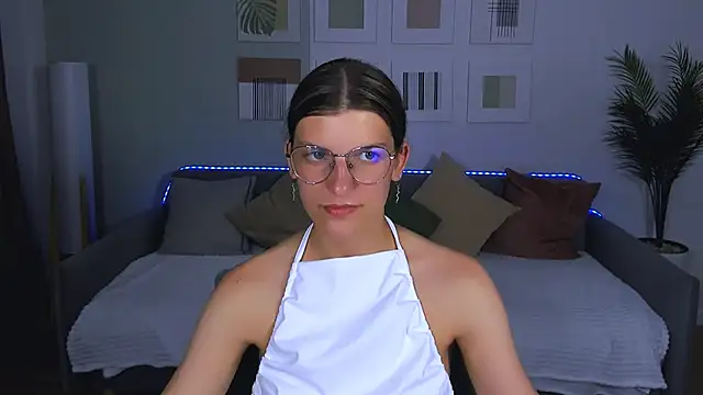 AnnaThorne's Live XXX Chat