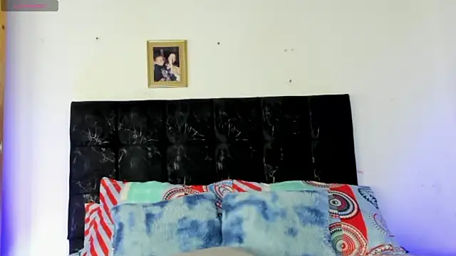 lyan_77 élő XXX-chatje