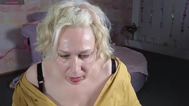 Penelope_Pinky – Naživo XXX chat