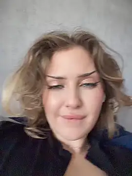 KellyKeler élő XXX-chatje