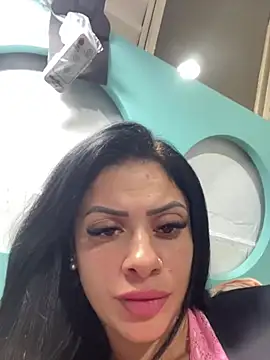 Show de belababyy na webcam