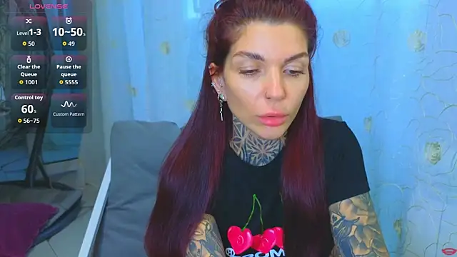 Chat +18 de tattooedBabyy ao vivo