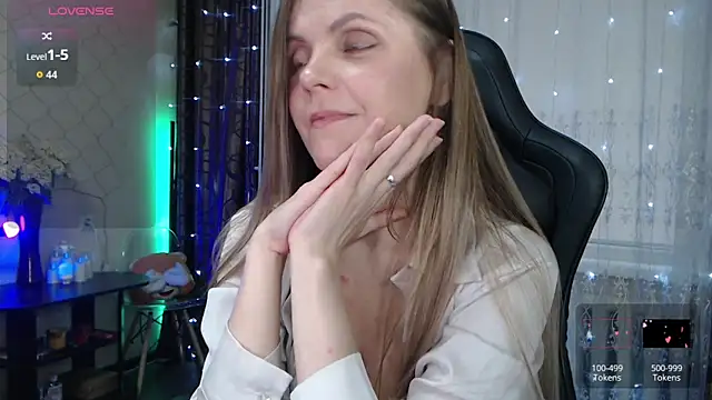 JessieOMays' Live XXX Chat