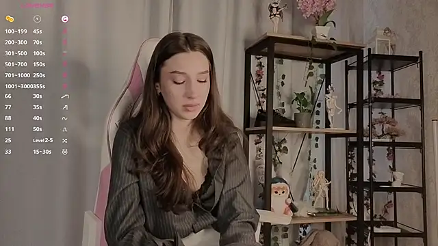 MiaOtar élő XXX-chatje