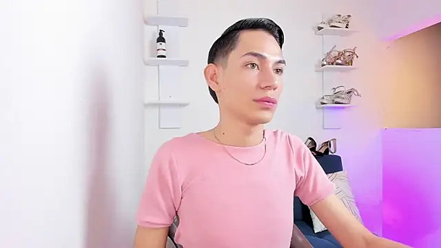 XXX chat uživo modela JackeOwens