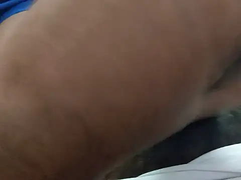 Chat XXX ao vivo de UncutlovingGuy