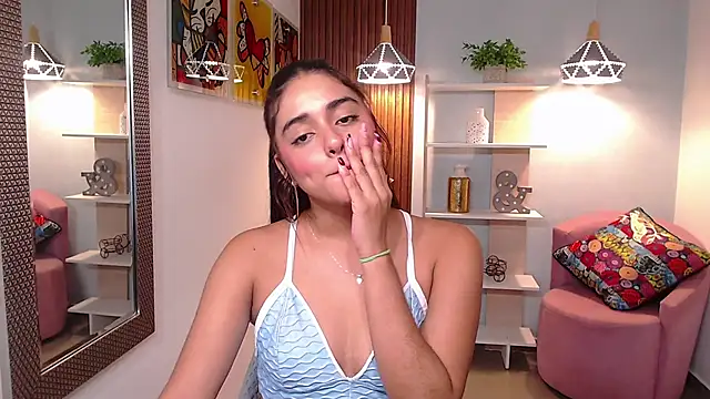 _Lucy_Grey_ XXX чат на живо