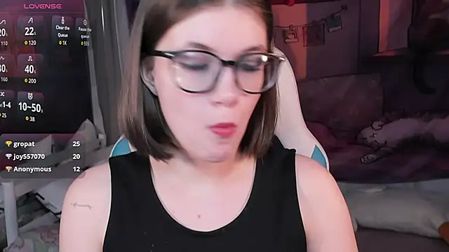 XXX chat uživo modela CathyAdams