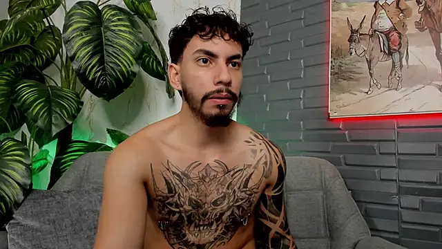 levi_wolf's Live XXX Chat