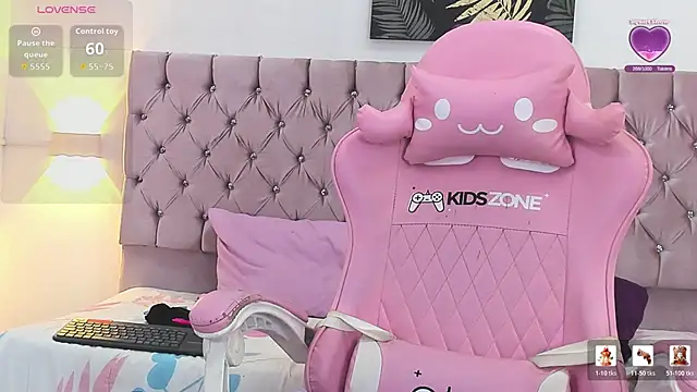 Chat +18 de tiffany__ray1 ao vivo
