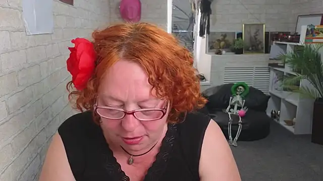 Fara_Flutte – Live XXX-chat