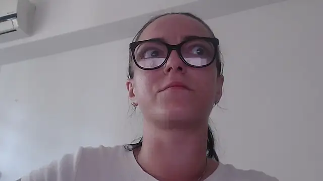 IzabelllNoir Chat XXX live
