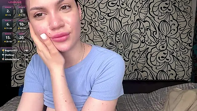 CrystalMuze Live XXX-chat