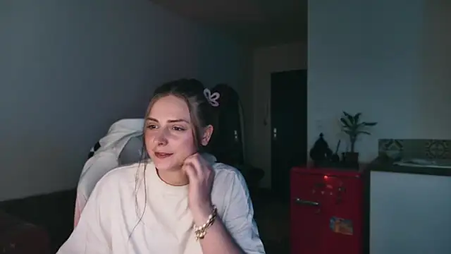 Celeste_Off XXX чат на живо