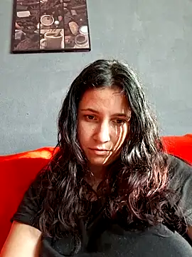 Rossyta_r Adlı Modelin Canlı XXX Sohbeti
