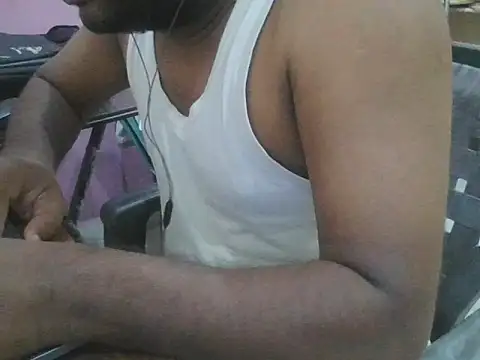 ITGuyhyd Chat XXX in diretta