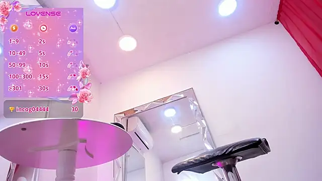 แชท XXX สดของ VALERIAQUEENTS__