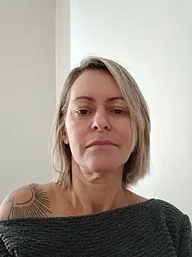 Živý XXX chat Misaudibel