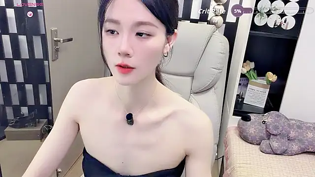 Yueyue-MM's Live XXX Chat
