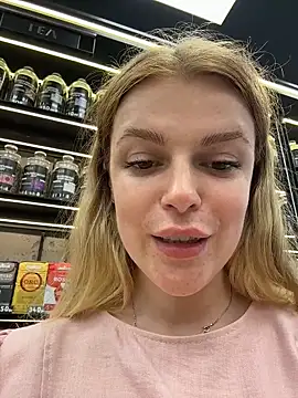 Živý XXX chat HarrietDart