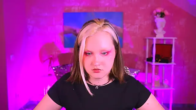 ViolettWoods' Live XXX Chat