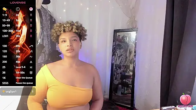 chloe_kissesのライブXXXチャット