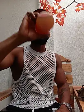 Dante_Knox Show in webcam