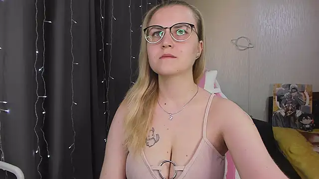 MissBrightShine Chat XXX live