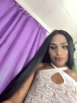 Chatroom XXX en direct de amal_baddell