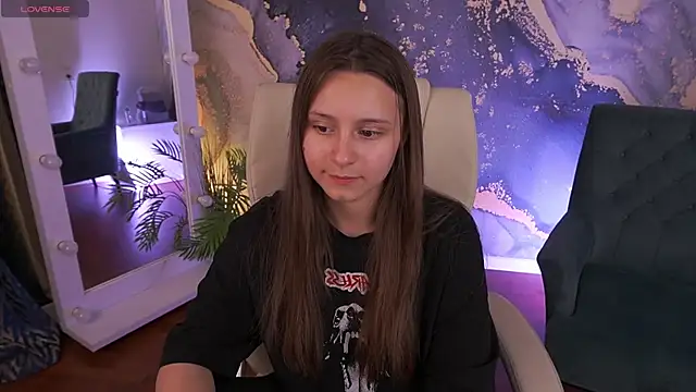 Chat XXX en directo de TinyNatalie