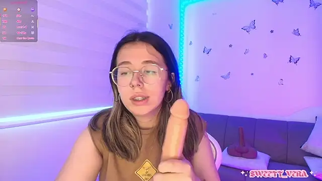 sweettvera Chat XXX live
