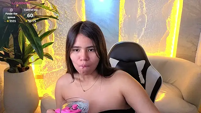 Czat XXX na żywo – roxan1_tp