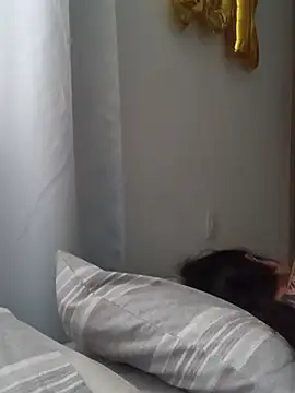 Chatroom XXX en direct de Sexicouple05