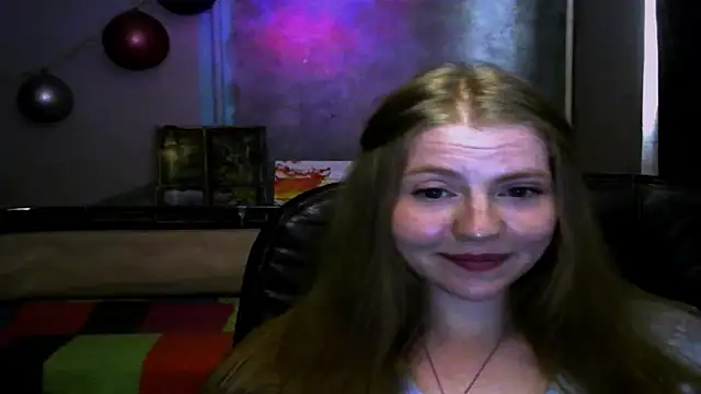 Chat +18 de Space_Girls_699 ao vivo