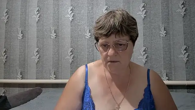 ElzaJewel Chat XXX in diretta