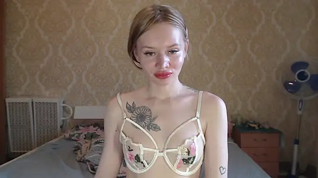 Czat XXX na żywo – Kitkaat00