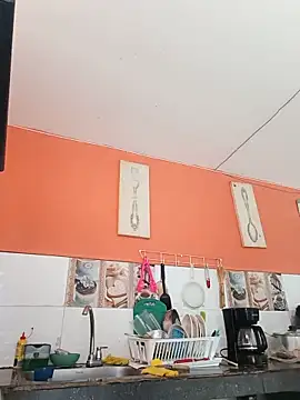 צ'אט XXX בשידור חי של katysquirtdirty