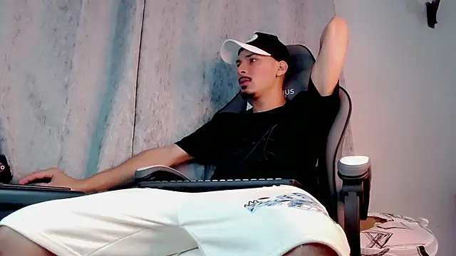 Yankees_xxxn Live XXX chat