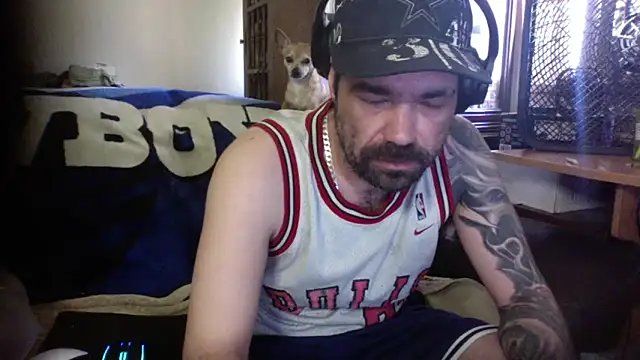 Chatroom XXX en direct de KinkyTOMan
