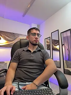 Chat +18 de Tommas_Jhonson ao vivo